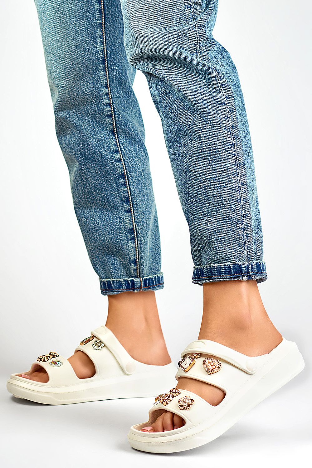 Sandals model 197506